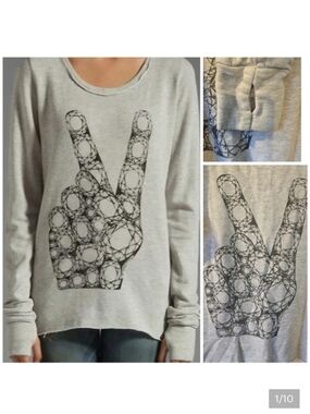 Lauren Moshi Hamsa Thumbhole sweatshirt